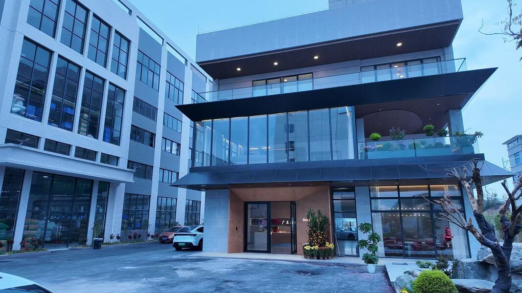 КИТАЙ FOSHAN QIJUNHONG PLASTIC PRODUCTS MANUFACTORY CO.,LTD Профиль компании